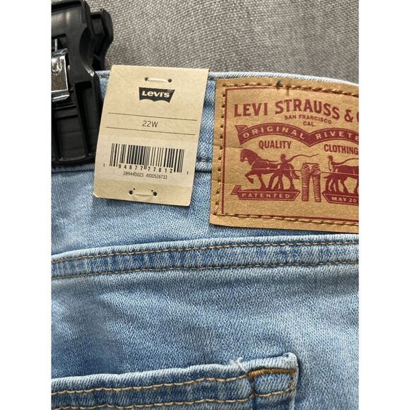 Levi's Women's Plus Size Boyfriend Mid Rise Jeans - Slate Era 22W - Picture 5 of 8